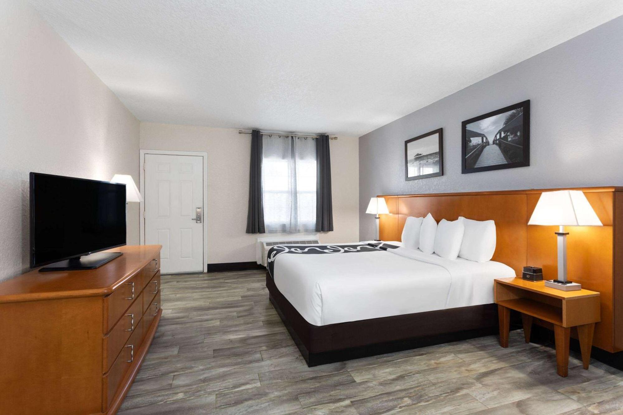 La Quinta Inn By Wyndham Cocoa Beach-Port Canaveral Exteriér fotografie