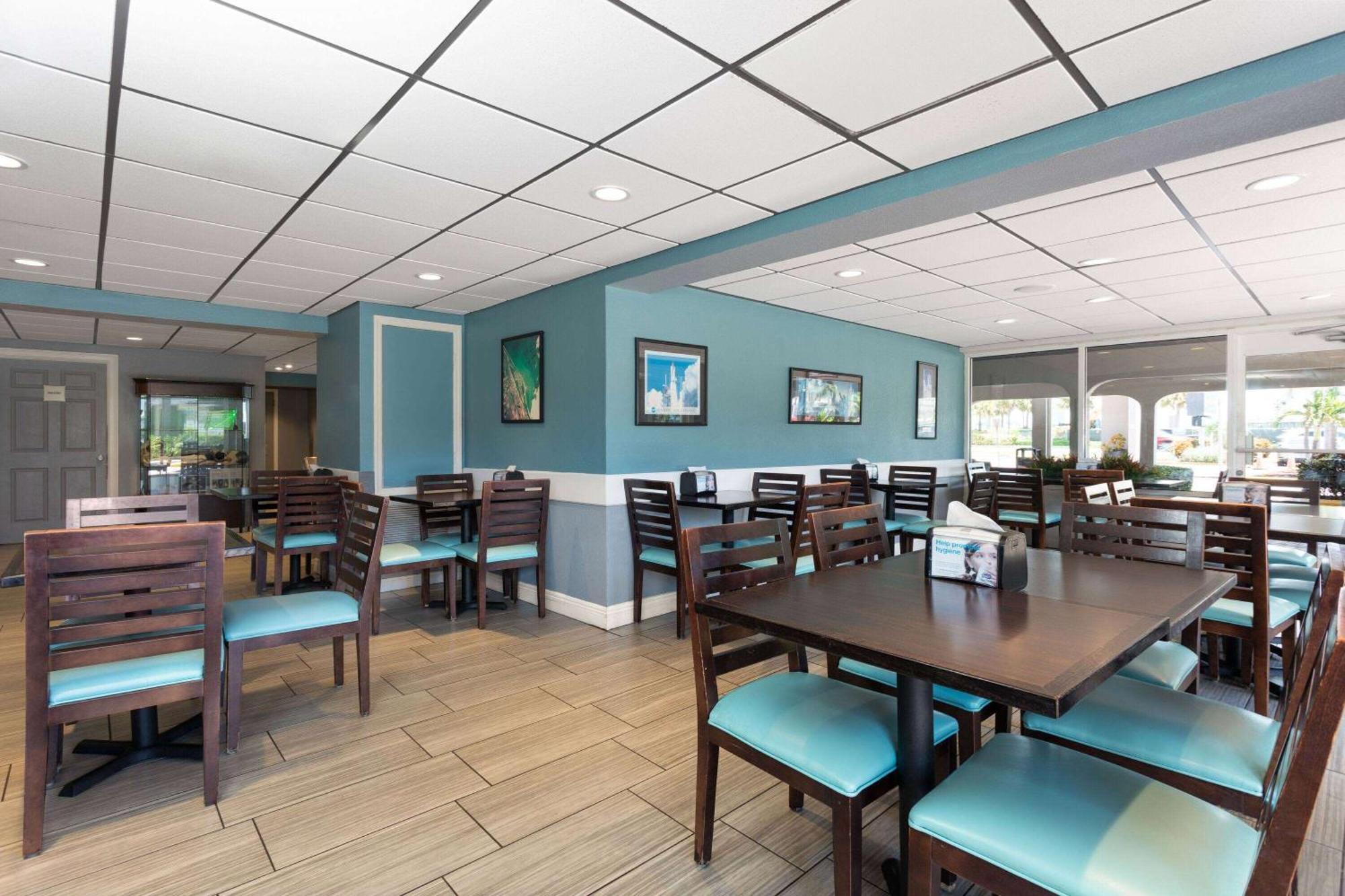 La Quinta Inn By Wyndham Cocoa Beach-Port Canaveral Exteriér fotografie